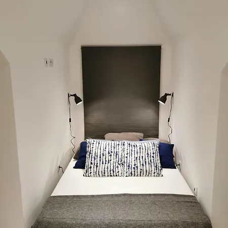 Bmyt - The Apartamento *